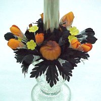 1 Buds candle ring with pumpkin.